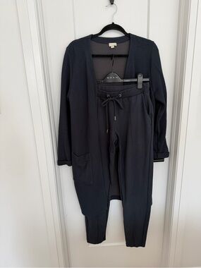 Hanro Navy Honeycomb Cardigan & Drawstring Pants Set